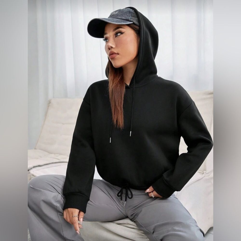 SHEIN PETITE Solid Drawstring Hem Drop Shoulder Hoodie